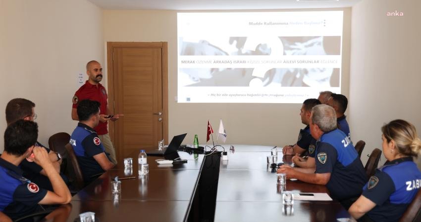 Marmaris Belediyesi zabıta personeline “Narko-Rehber” eğitimi verildi. İki gün süren
