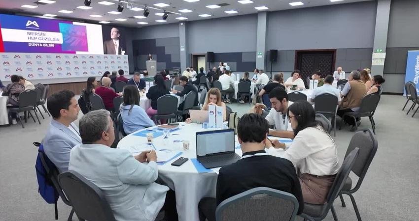 Mersin Büyükşehir Belediyesi, kent paydaşlarıyla "Uluslararasılaşma Çalıştayı" düzenledi. Ekonomiden göçe,