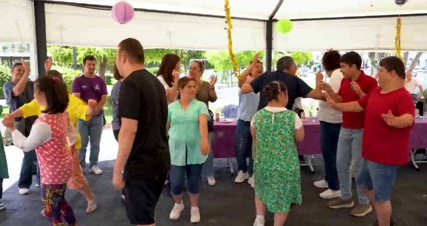 Mersin Büyükşehir Belediyesi’nin kadın gücünü ortaya çıkaran projesi ‘Evimiz Atölye’,