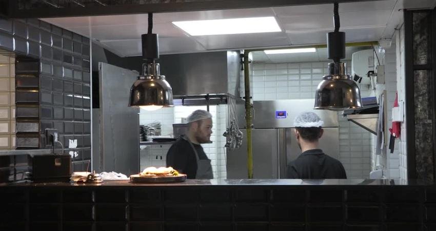 Muratpaşa Belediyesi, ilçe genelinde gıda işletmelerinde hijyen ve gıda güvenliği