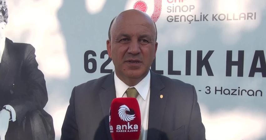 Şair Nazım Hikmet, ölümünün 62. yılında Sinop Uğur Mumcu Meydanı’nda