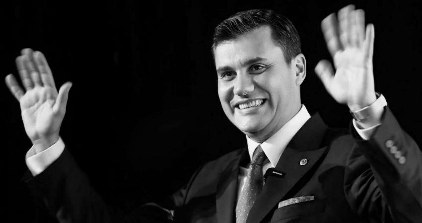 Sağlık Bakanı Kemal Memişoğlu, Manisa Büyükşehir Belediye Başkanı Ferdi Zeyrek'in