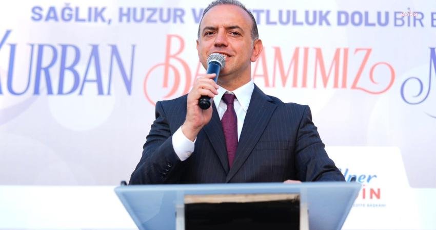 Sancaktepe’de geleneksel hale gelen bayram kahvaltısı, Kurban Bayramı’nın birinci günü