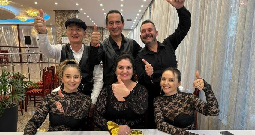 Seferihisar’da kurulan Rebeteos Dance Academy, Bulgaristan’ın Sofya kentinde düzenlenen Uluslararası Zeibekiko