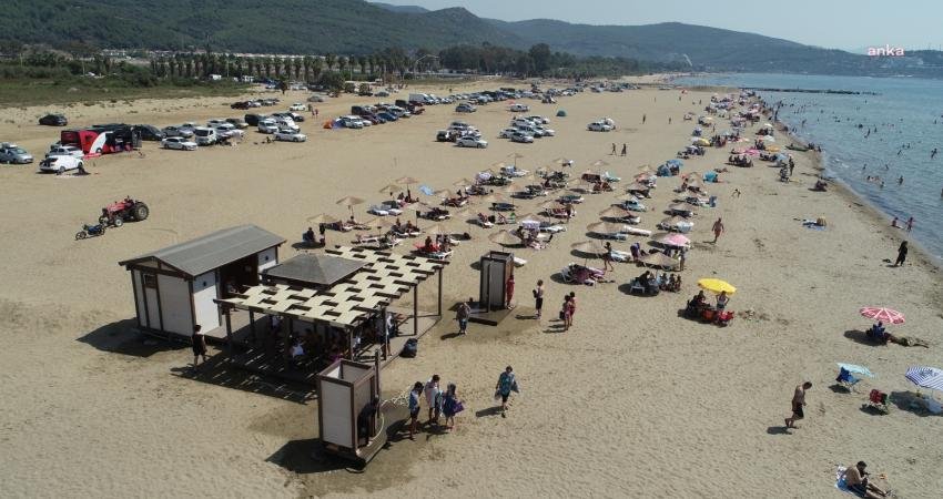 Selçuk Belediyesi, Pamucak Sahili’ni yaz sezonuna hazırladı. Yaz sezonunda yerli
