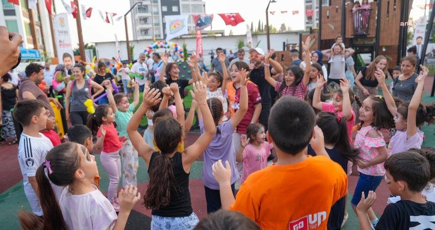 Tarsus Belediyesi, Babalar Günü’nü özel bir etkinlikle kutladı. Babalarla çocuklarını