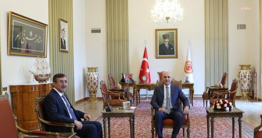 Türkiye Büyük Millet Meclisi (TBMM) Başkanı Numan Kurtulmuş Meclis'te Cumhurbaşkanı