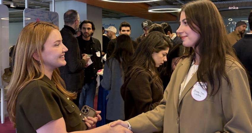 İstanbul Büyükşehir Belediyesi’nin (İBB) ödüllü girişimcilik markası Tech Istanbul, kadınlara