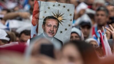 Toplum Çalışmaları Enstitüsünün "Türkiye Seçmen Eğilimleri Araştırması"na göre AK Parti seçmeninin