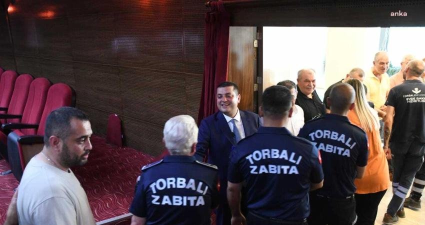Torbalı Belediye Başkanı Övünç Demir, Kurban Bayramı öncesinde belediye personeliyle