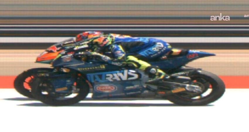 Milli motosikletçi Deniz Öncü, Moto2’de birinci olarak hem kariyerinin ilk
