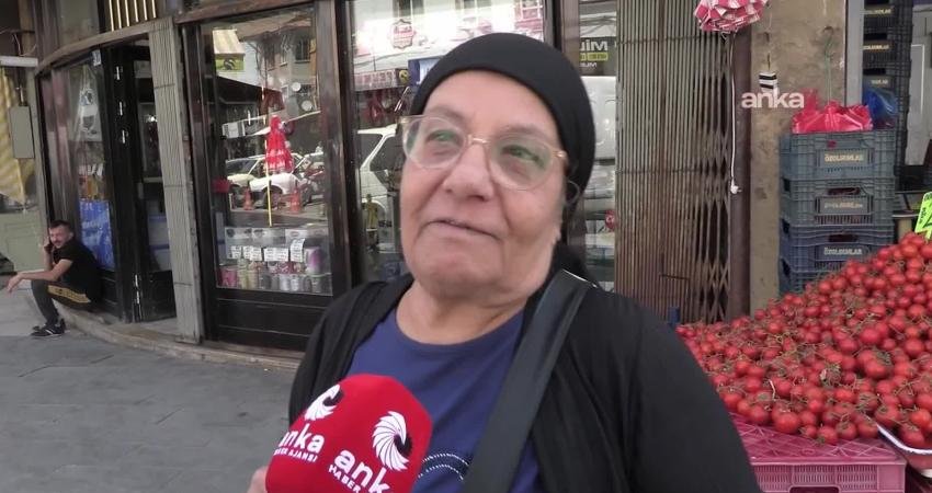 Konya’da “Kadınlar Pazarı” olarak bilinen Melike Hatun Çarşısı'nda hem esnaf