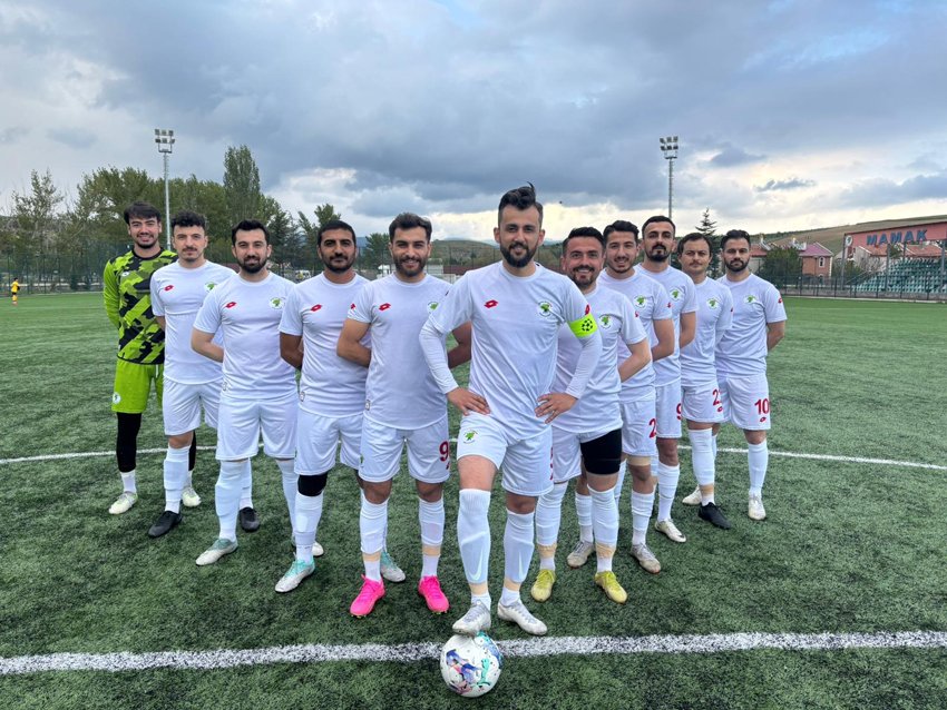 Mamak Belediyesi Spor Futbol Takımı üst üste aldığı farklı skorlarla