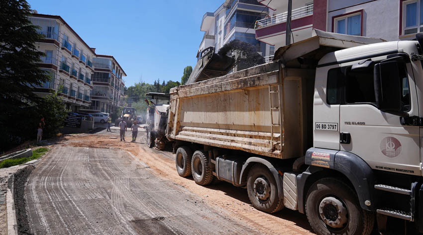 Keçiören Belediyesi tarafından ilçenin dört bir yanında gerçekleştirilen altyapı ve