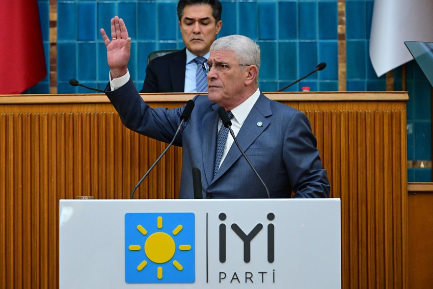 İYİ Parti Genel Başkanı Müsavat Dervişoğlu, partisinin grup toplantısında konuştu.