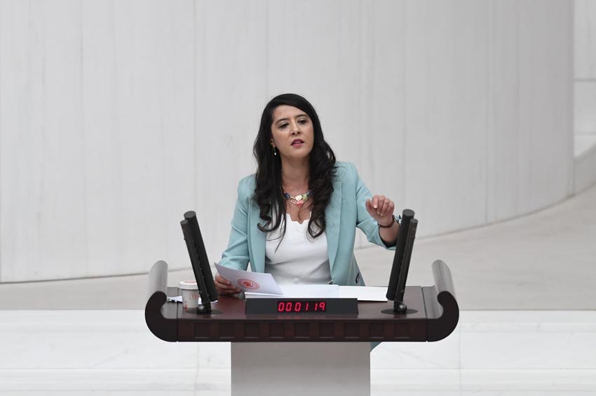 EMEP Milletvekili Sevda Karaca, sınır karakolunda işkence ile öldürülen göçmenleri
