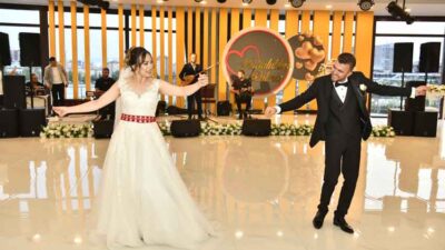 Ankara Büyükşehir Belediyesi, sosyal destek alan ailelerin çocuklarının düğün masraflarını