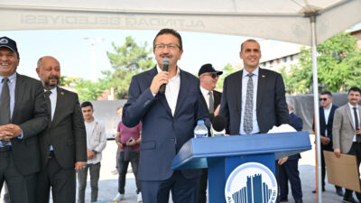 Altındağ Belediye Başkanı Dr. Veysel Tiryaki, Altındağ Belediyesi’nde görev yapan