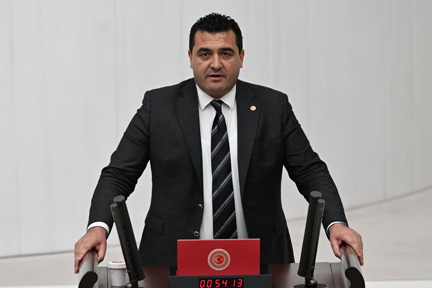 CHP Genel Başkan Yardımcısı Ulaş Karasu, PTT'nin yaklaşık 21 bin
