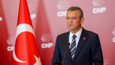 CHP Genel Başkanı Özgür Özel, iki askerin, aşırı sıvı kaybı
