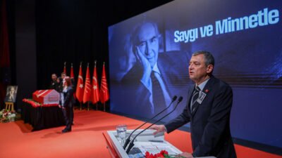 Cumhuriyet Halk Partisi Genel Başkanı Özgür Özel, partisinin önceki Genel