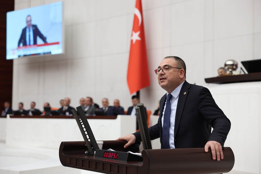 CHP Aydın Milletvekili Evrim Karakoz, Aydın-Denizli Otoyolu’nun Aydın istikametinin üst