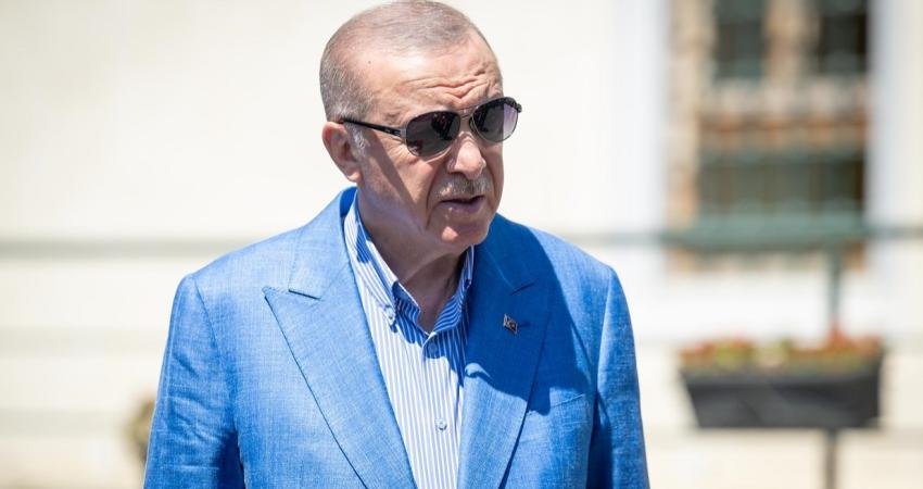 Cuma namazının ardından gazetecilere açıklamalarda bulunan Cumhurbaşkanı Recep Tayyip Erdoğan,
