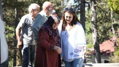 Kahramankazan Belediyesi, ilçede yaşayan büyükler için özel bir kahvaltı etkinliği