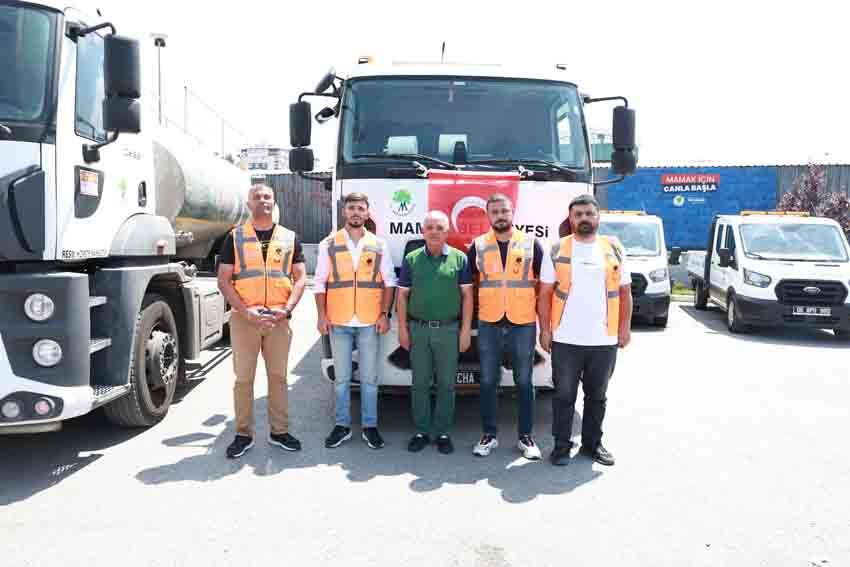 Mamak Belediye Başkanı Veli Gündüz Şahin, Bursa’da çıkan yangınlara müdahale