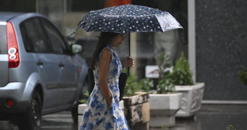 Mayıs ayından bu yana yağmur yağmayan İstanbul için Meteoroloji’den sağanak