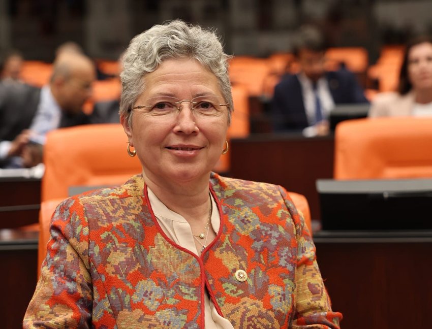 Cumhuriyet Halk Partisi Tekirdağ Milletvekili ve TBMM Katip Üyesi Nurten
