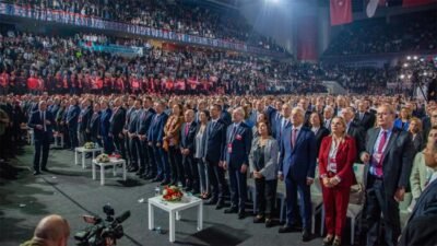 Doğrusunu isterseniz siyasi partiler üzerine, onları program olarak inceleyen, tartışan,