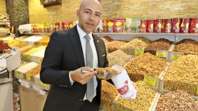 Ankara Kurukahveciler ve Kuruyemişçiler Esnaf Odası Başkanı Aytaç Sevimli, en