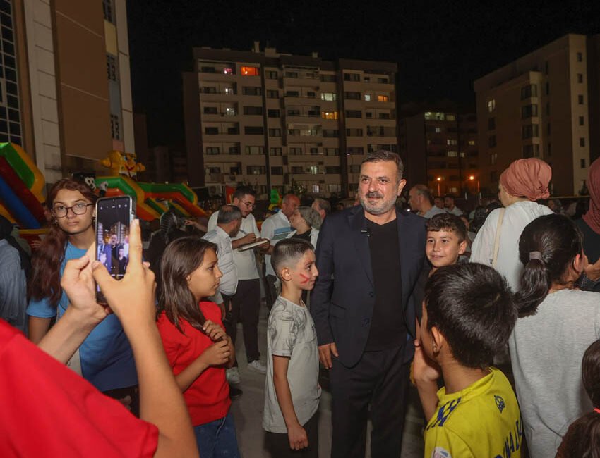 Sincan yine rengarenk cıvıl cıvıldı. Sincan Belediyesi tarafından düzenlenen mahalle