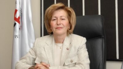 Tüm Eczacı İşverenler Sendikası (TEİS) Genel Başkanı Nurten Saydan, Cizre Devlet Hastanesi'nden