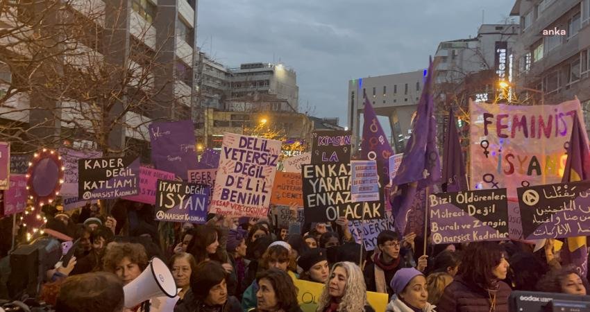 Sosyal medyada günlerdir gündemde olan ifşalara destek veren 102 gazeteci,