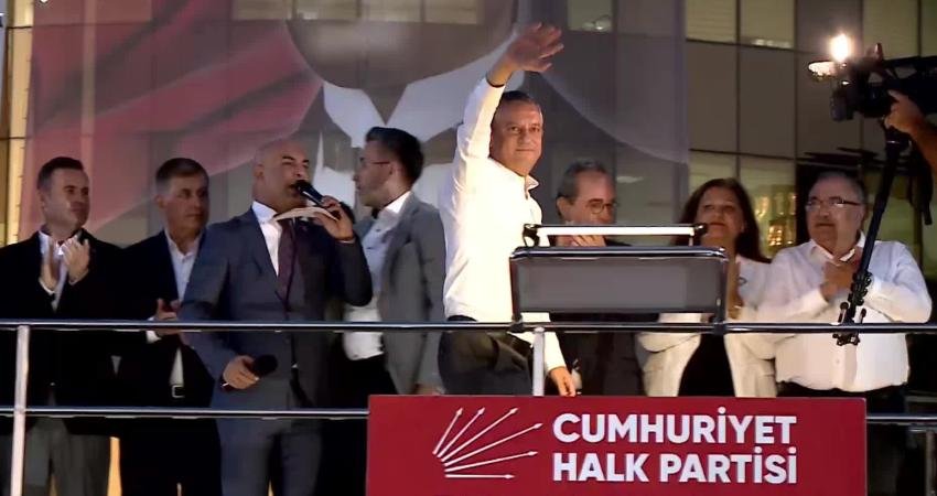 CHP Genel Başkanı Özgür Özel, Aydın Büyükşehir Belediye Başkanı Özlem