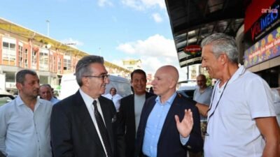 Bayrampaşa Belediye Başkanı Hasan Mutlu, ilçe esnafını, mahalle muhtarlarını ve
