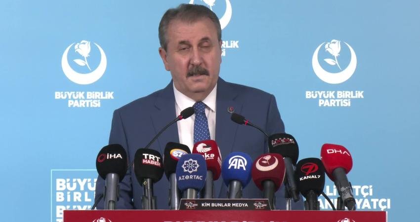 Büyük Birlik Partisi (BBP) Genel Başkanı Mustafa Destici, "İçimizde olan