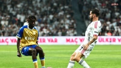 Beşiktaş, UEFA Konferans Ligi play-off turu rövanş maçında evinde ağırladığı