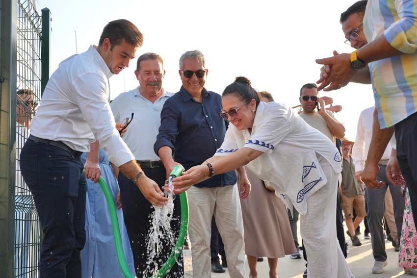 Bodrum Belediyesi deniz suyunu güneş ve rüzgarla arıtmaya başladı Sorunun değil, çözümün bir parçası olma amacıyla çalışmalarını sürdüren Bodrum