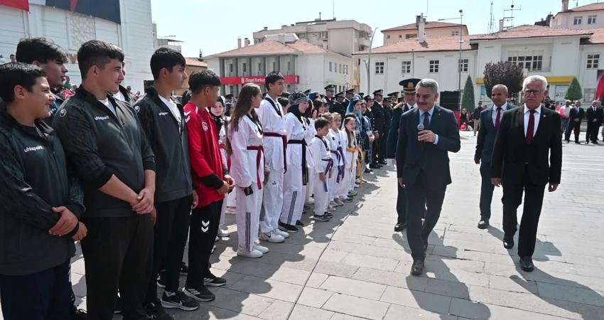 Gazi Mustafa Kemal Atatürk’ün önderliğinde Büyük Taarruz’un ardından kazanılan 30
