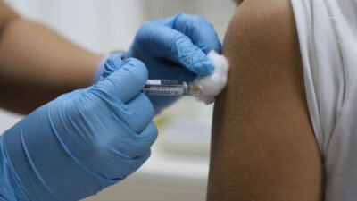 Muğla Büyükşehir Belediyesi, rahim ağzı kanserine karşı ücretsiz HPV aşısı