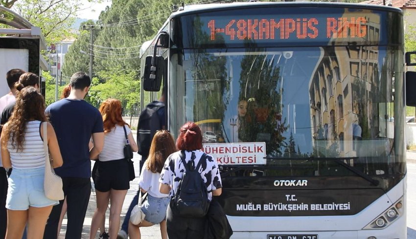 Öğrenci dostu projelere imza atan Muğla Büyükşehir Belediyesi, ikametini Muğla’ya