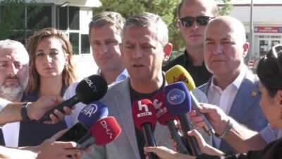 CHP Genel Başkanı Özgür Özel, kooperatif soruşturması kapsamında tutuklu yargılanan