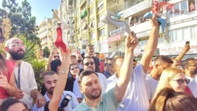 Aydın Büyükşehir Belediye Başkanı Özlem Çerçioğlu'nun CHP'den istifa edip AK