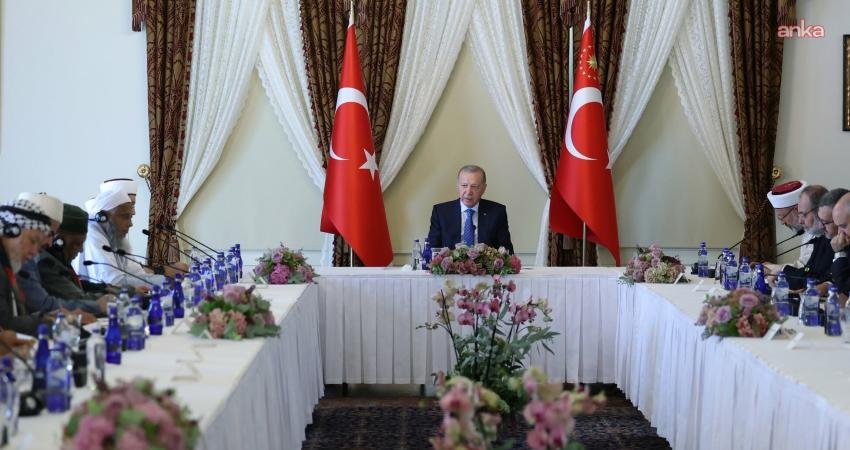 Cumhurbaşkanı Recep Tayyip Erdoğan, İstanbul'da bulunan Dünya Müslüman Alimler Birliği