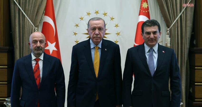 Cumhurbaşkanı Recep Tayyip Erdoğan, Ordu Yardımlaşma Kurumu (OYAK) Yönetim Kurulu Başkanı