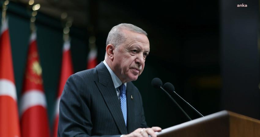 Cumhurbaşkanı Recep Tayyip Erdoğan, 3'üncü Cumhurbaşkanı Celal Bayar'ı vefatının 39'uncu