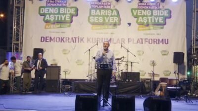 DEM Parti Eş Genel Başkanı Tuncer Bakırhan, Şanlıurfa’da düzenlenen 1